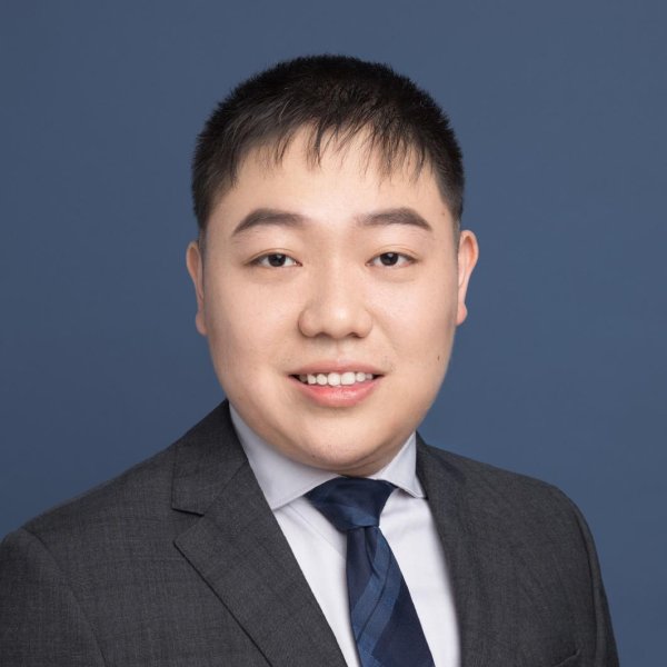 优配合伙人 美股尾盘跳水，道指跌超200点，英伟达业绩公布盘后涨5%